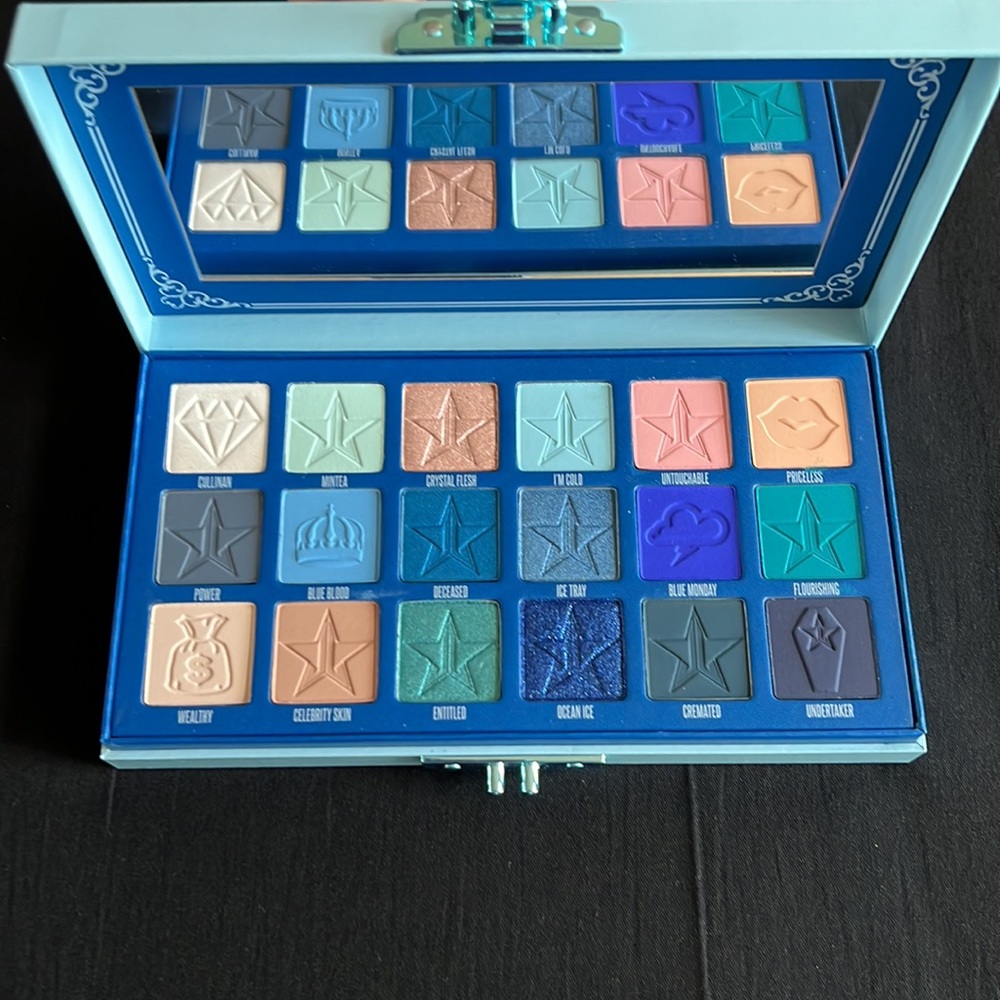 Jeffree Star Cosmetics Blue Blood Eyeshadow Palette NIB